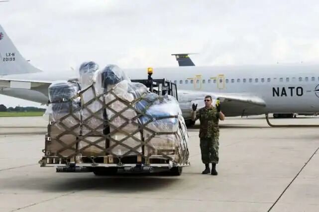 伊朗官员：美国军机参与运毒