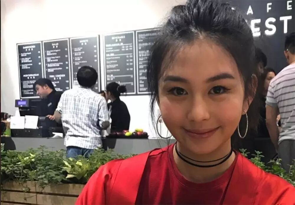 邱淑贞的女儿16岁这么美真是妈妈基因好啊!