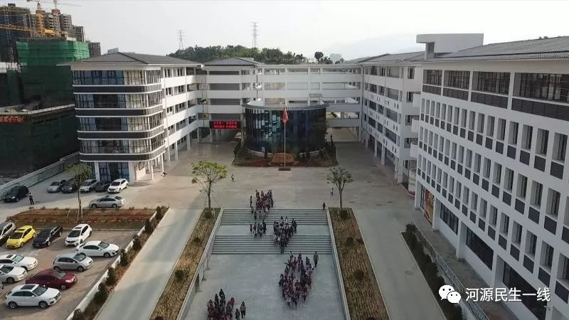 下学期将交付给公园东中学使用