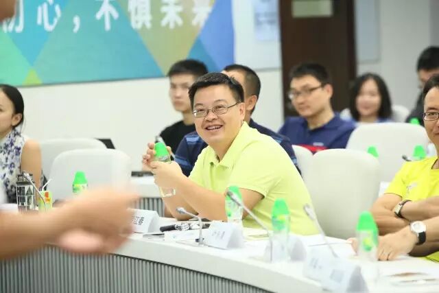 从社交到商业，你知道社交电商的重要性吗？_跨境电商运营需要掌握的英语_电商运营需要哪些能力