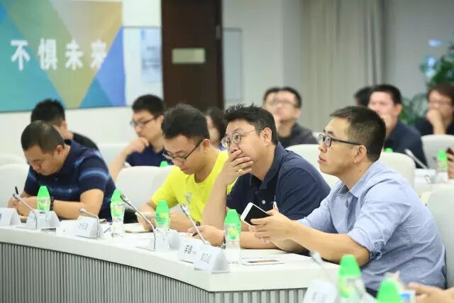 跨境电商运营需要掌握的英语_从社交到商业，你知道社交电商的重要性吗？_电商运营需要哪些能力