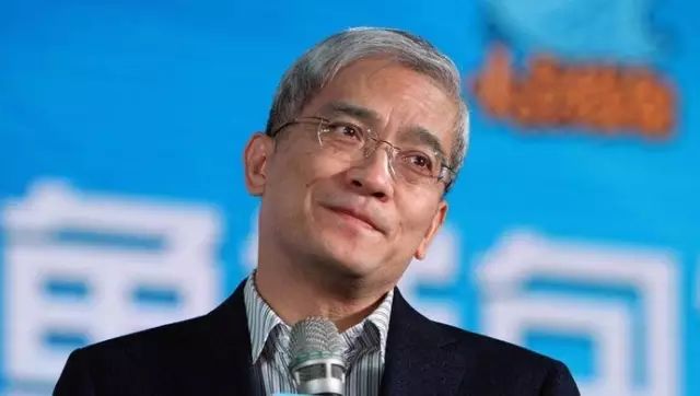 郎咸平60岁糟糠之妻字字血泪:揭其重婚和小三门