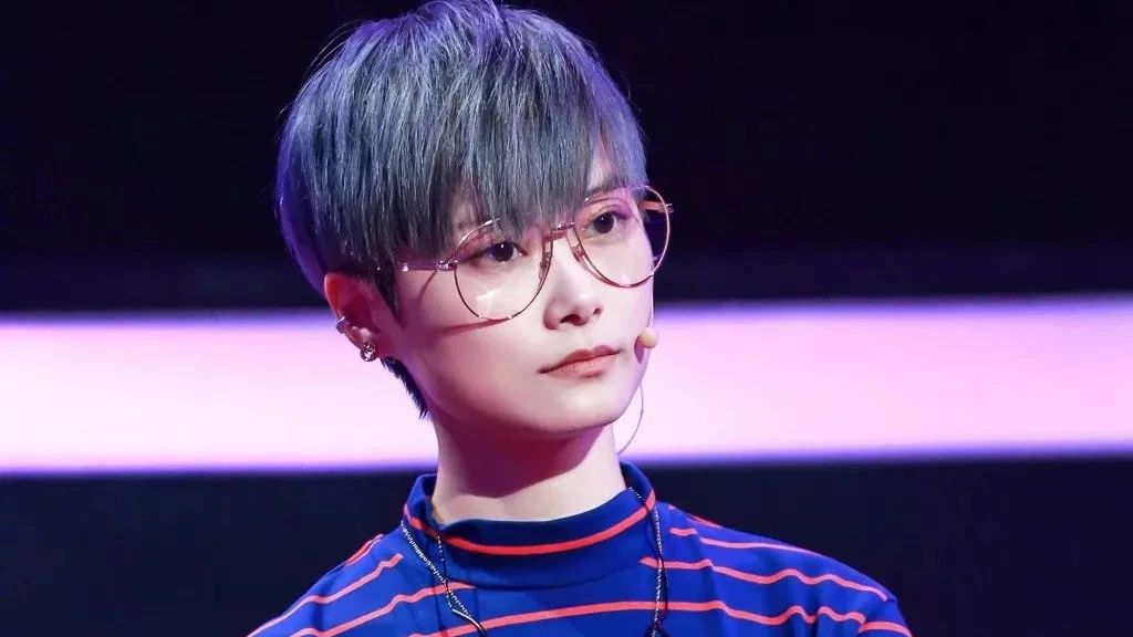李宇春,文案idol