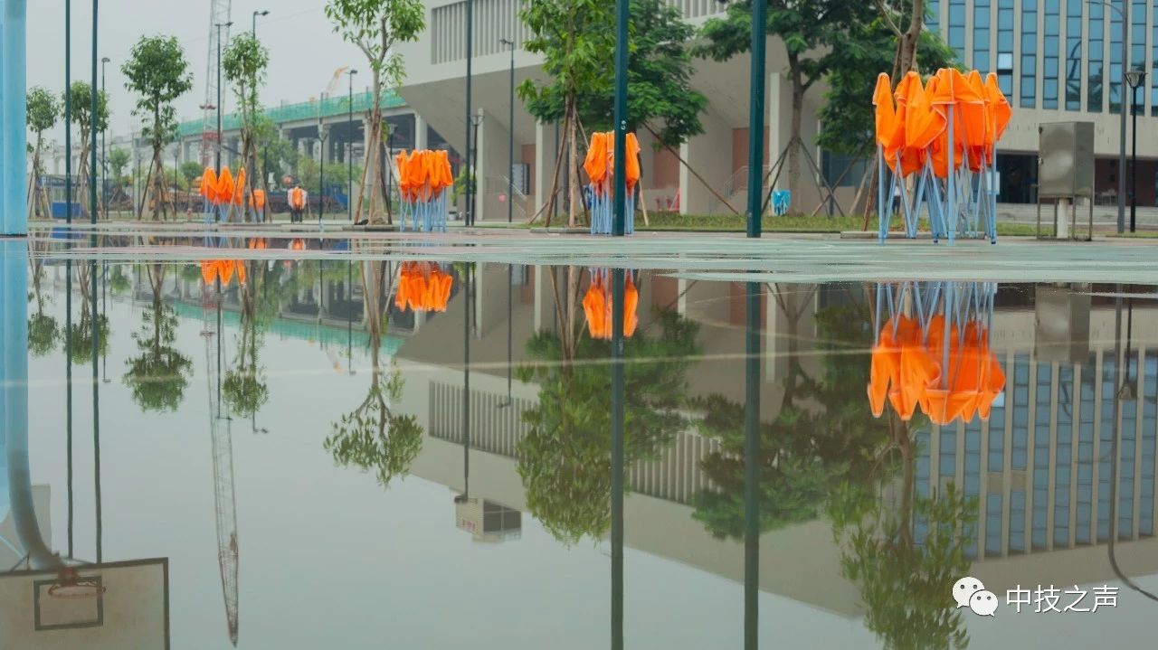 军训特辑 | 雨神发功!!萧敬腾现身技师,大雨不期而遇.