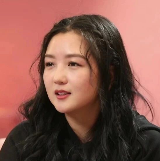 何洁被曝疑似婚变:二婚三胎,求你长点心吧!