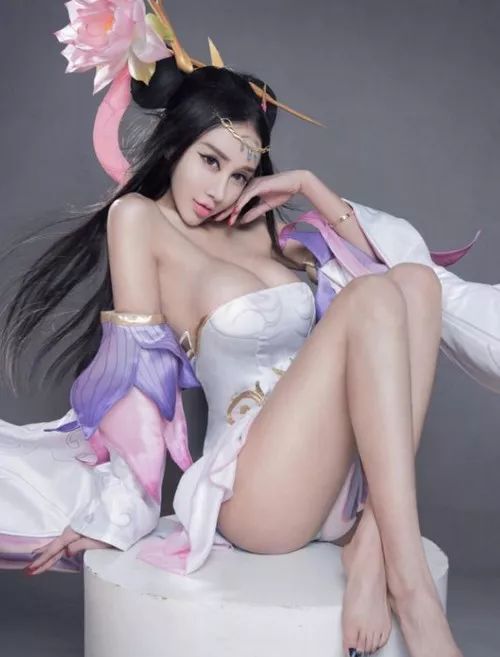 王者荣耀cosplay:女英雄去衣服图大全,妲己,貂蝉甄姬去衣图,全身高清