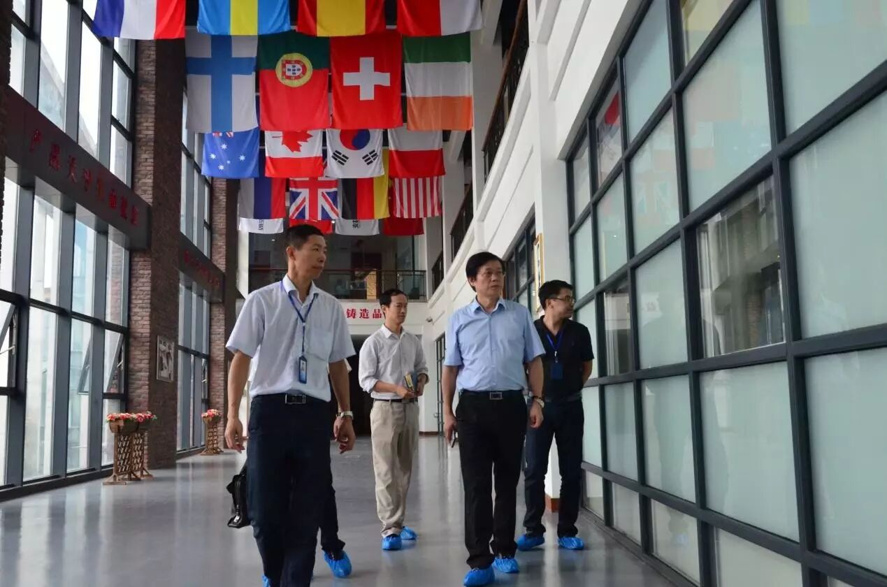 2016年重庆市妇产科(生殖医学)学术年会在渝召开 中华医学会计划生育学会熊承良教授到金山科技调研-怀孕期