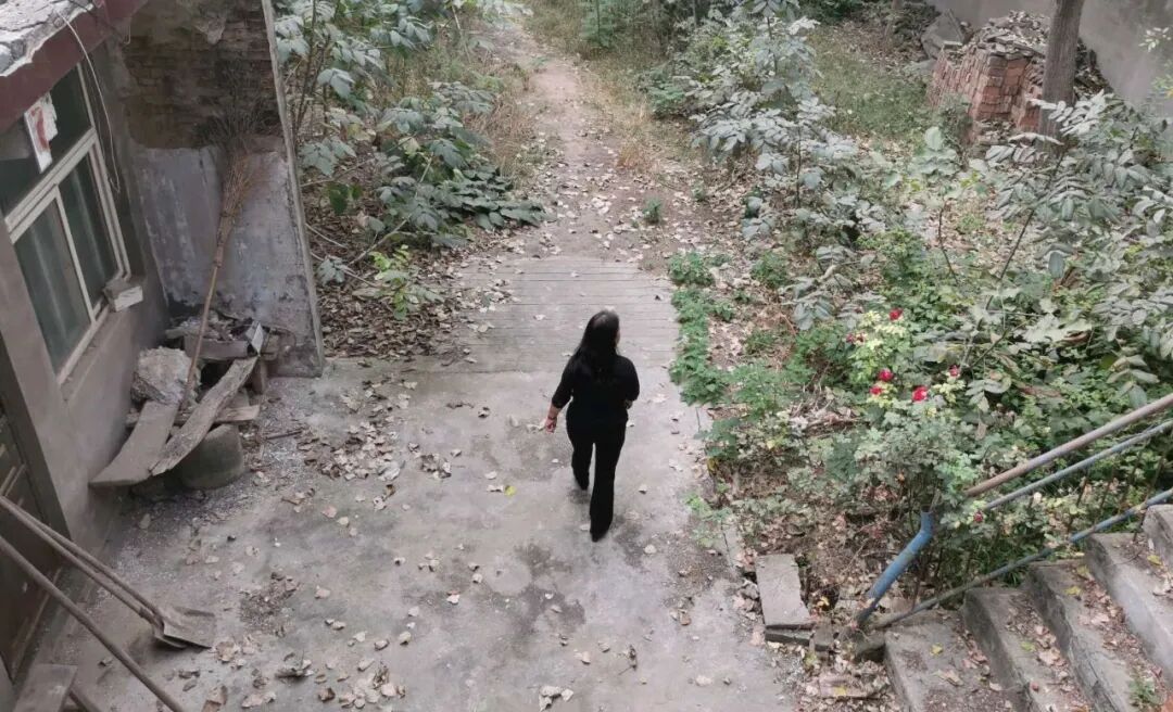 举报贪腐被报复，反杀破门闯家者被判死缓