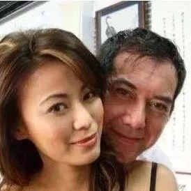 继成龙之后,57岁的他被爆光私生子,大方承认:老婆其实早就知情