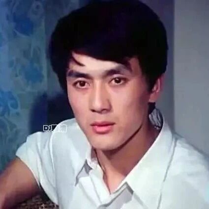 傅艺伟前夫杨晓丹近照曝光,昔日银幕帅哥,如今64岁,已成副院长