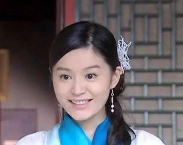 柏雪22岁退圈四年仅演十部影视剧比刘亦菲还美的小仙女