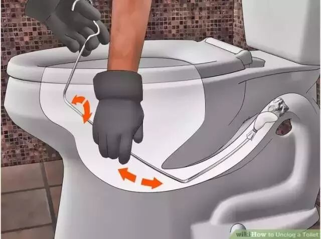 厕所老是有臭味？婆婆知道后用一根火柴就搞定了……