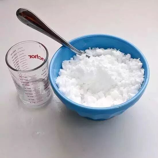 厕所老是有臭味？婆婆知道后用一根火柴就搞定了……