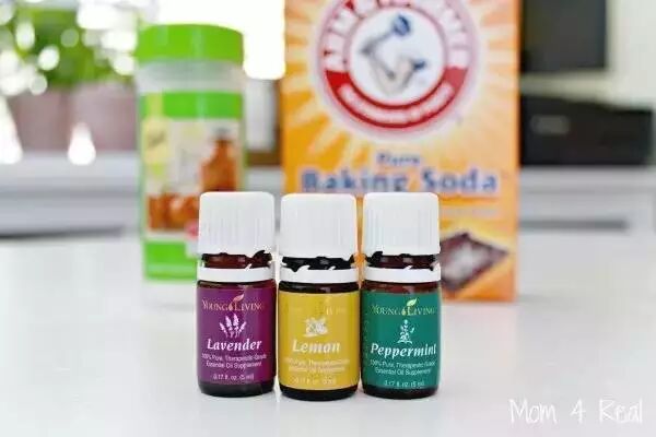 厕所老是有臭味？婆婆知道后用一根火柴就搞定了……