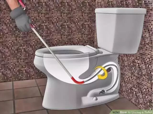 厕所老是有臭味？婆婆知道后用一根火柴就搞定了……