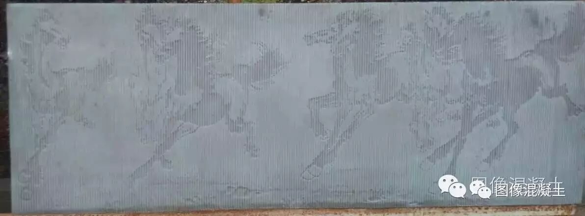 一,光影成像工艺是用软件处理图片通过雕刻制作模种,再通过弹性造型