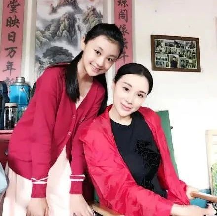 姚芊羽近照曝光蛇精脸明显,至今不敢晒自拍,都怪整容?