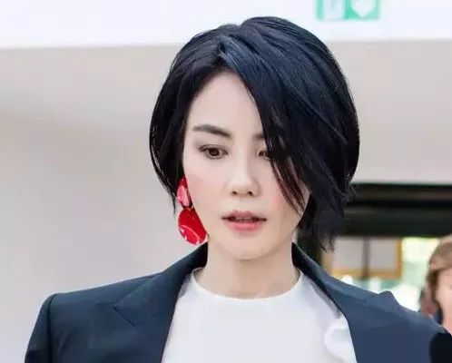 什么?只凭耳饰就能拯救不完美的脸型?