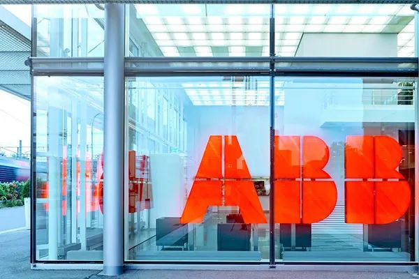 7 ABB 考虑分拆机器人业务.jpg