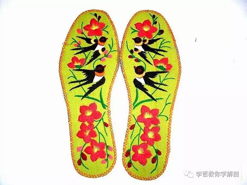 一款可