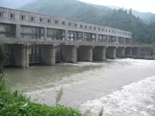 挖矿的矿工都赚疯了 揭秘川西地区的比特币超级矿山