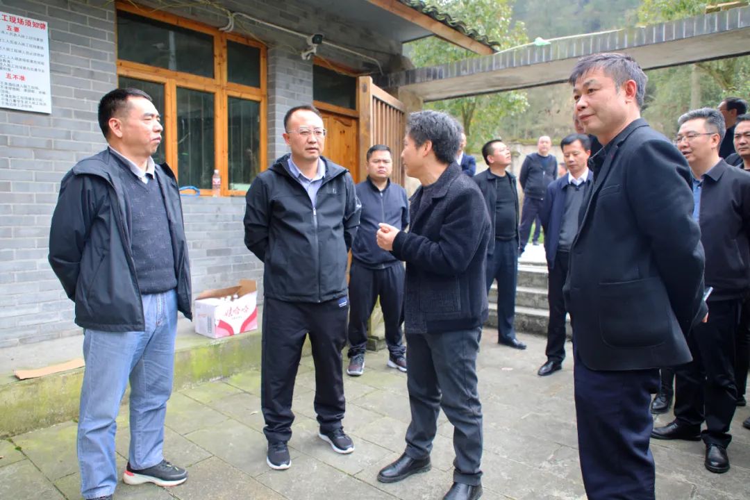开阳县开展重温三线精神感悟初心使命主题活动