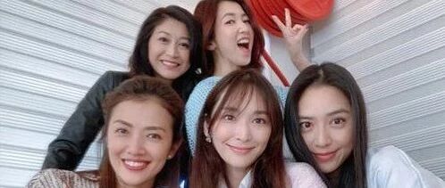 老公加起来身价近万亿?她们每个人都是有故事的女同学啊!