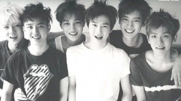一直说“we are one”EXO相爱吧!这句话谁提出发明的?