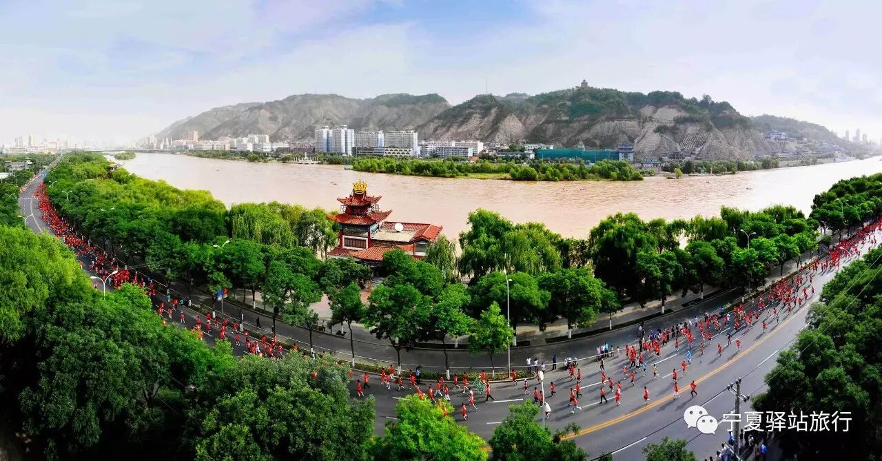 青海湖在哪_青海湖旅游攻略必去景点大全_青海湖旅游最佳时间