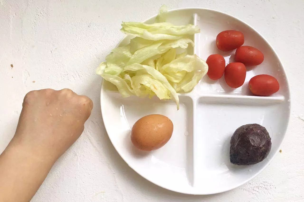 黄瓜鸡蛋一周瘦了15斤_黄瓜鸡蛋减脂菜谱_黄瓜鸡蛋减肥餐怎么做