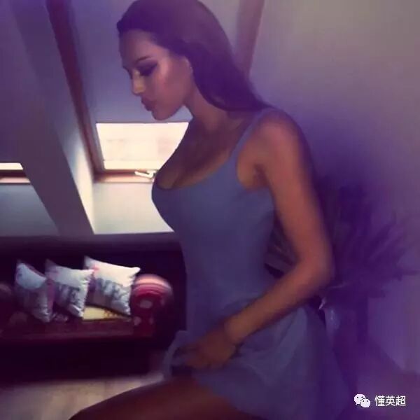 花魁 曼城大将偷情嫩模10年,怀孕后分手-怀孕期