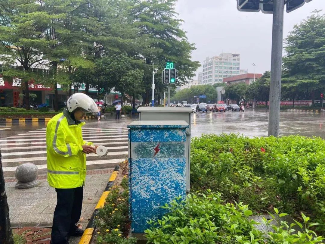 查帕卡来袭阳江人的守望相助温暖