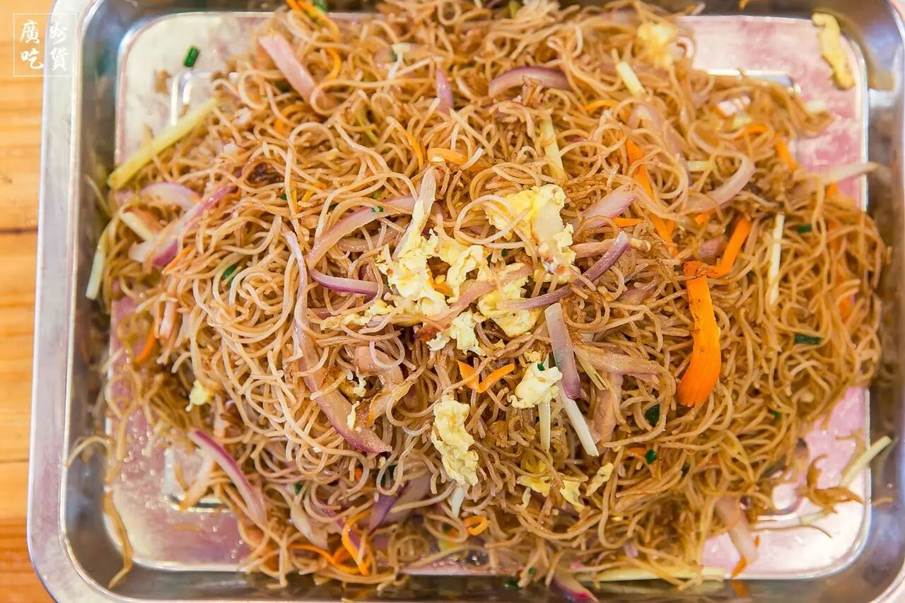 这家人均30 的店靠一只鸡征服了无数吃货!现在还要免费送?