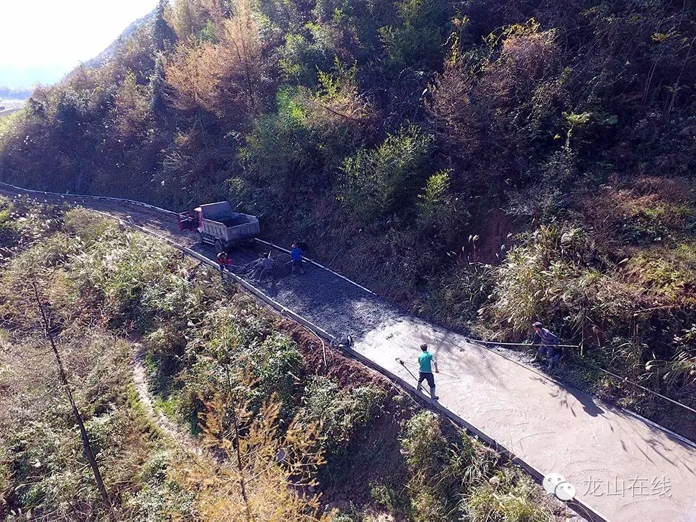 大灵山公路即将竣工,想登龙山最高峰的有福了!