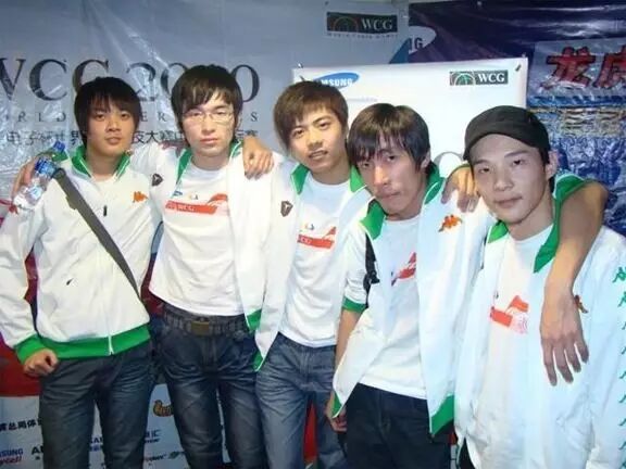 Kingj访谈：从DOTA十冠王到王者荣耀教练