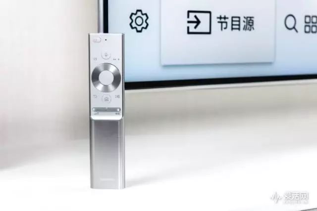 相反索尼的两款电视依然保留了传