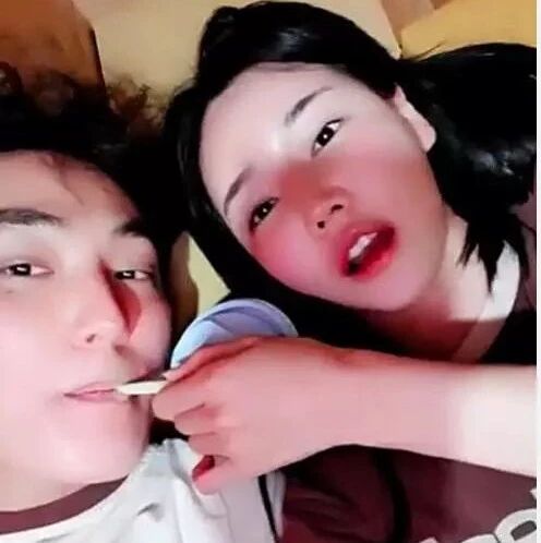 不劈腿了?公开恋情的安七炫坐实渣男?