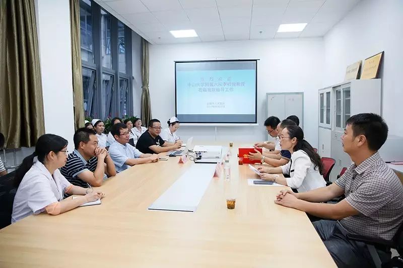 分秒皆珍为患者--记中山大学附属第六医院消化内镜科主任李初俊援黔行