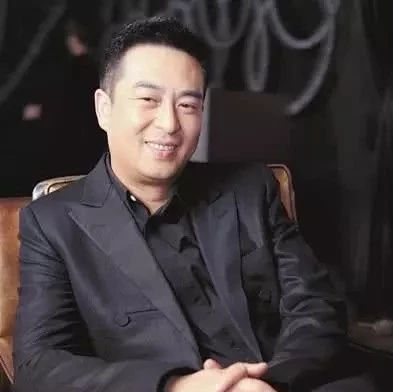 他是上亿公司老总却偏爱和张嘉译演戏,导演调侃:片酬没有油钱多!