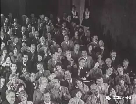 ���й�de����桰���������ģ���������������һ������Ѥ�ã�