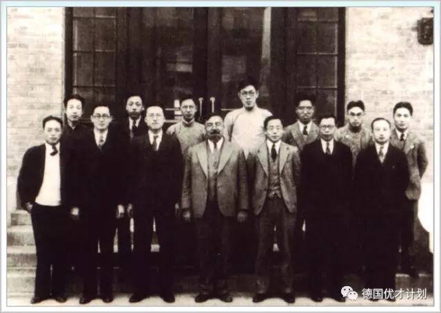 ���й�de����桰���������ģ���������������һ������Ѥ�ã�