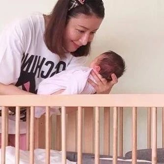 杨怡升级做新手妈妈有烦恼 盘点昔日TVB五小花现状