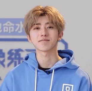 潘长江不认识蔡徐坤,有错吗?