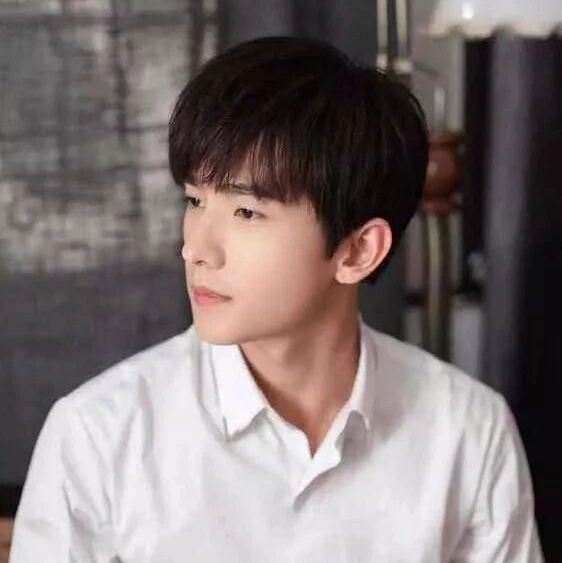 杨洋和她在一起了???