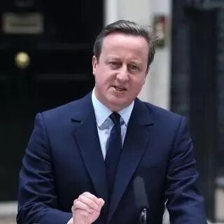 2016年全球处于权力巅峰的总统们，因各种原因被辞职