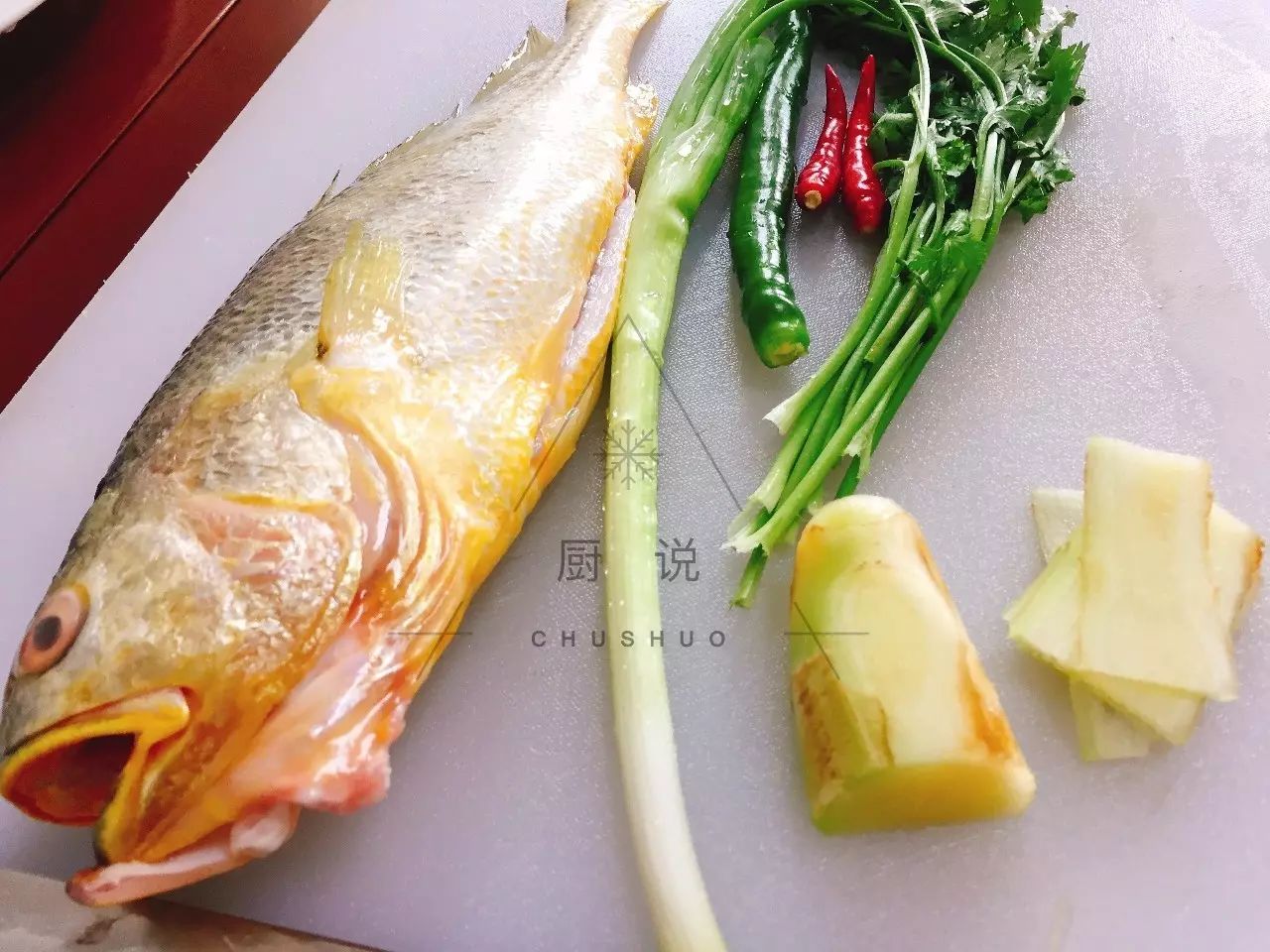 大黄花鱼这样吃姿势才正确,百分之九十九的人不知道