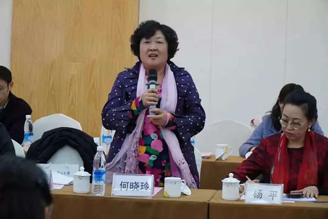 南开大学四川校友会副会长何晓玲女士发言南开大学四川校友会副会长