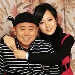 潘长江潘阳合唱《好人好梦》他女儿不但人美 连歌声也那么动听