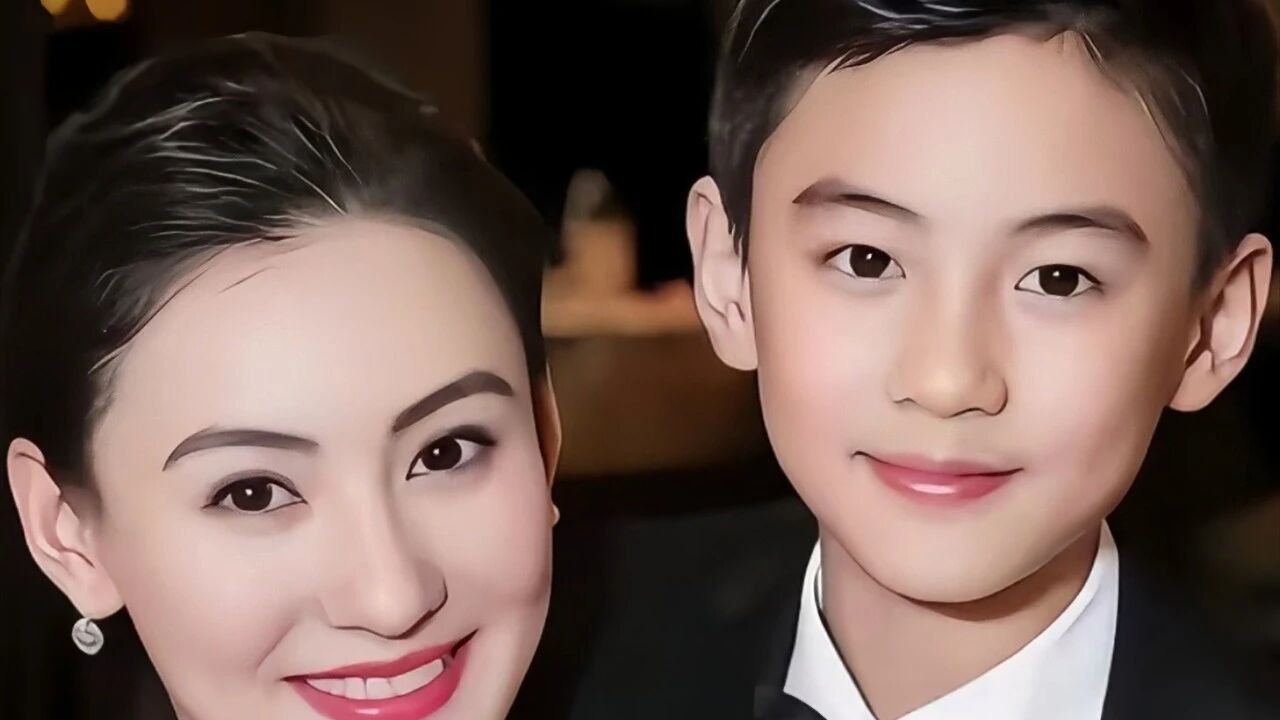 张柏芝小儿子新照曝光,这基因&ldquo;开挂&rdquo;了吧
