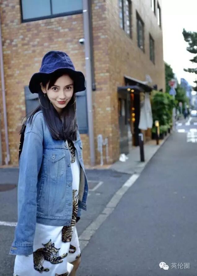 【10秒八卦】娱乐圈的怀孕潮来了吗?然而人家怀孕四个月还能走维秘大秀!-怀孕期